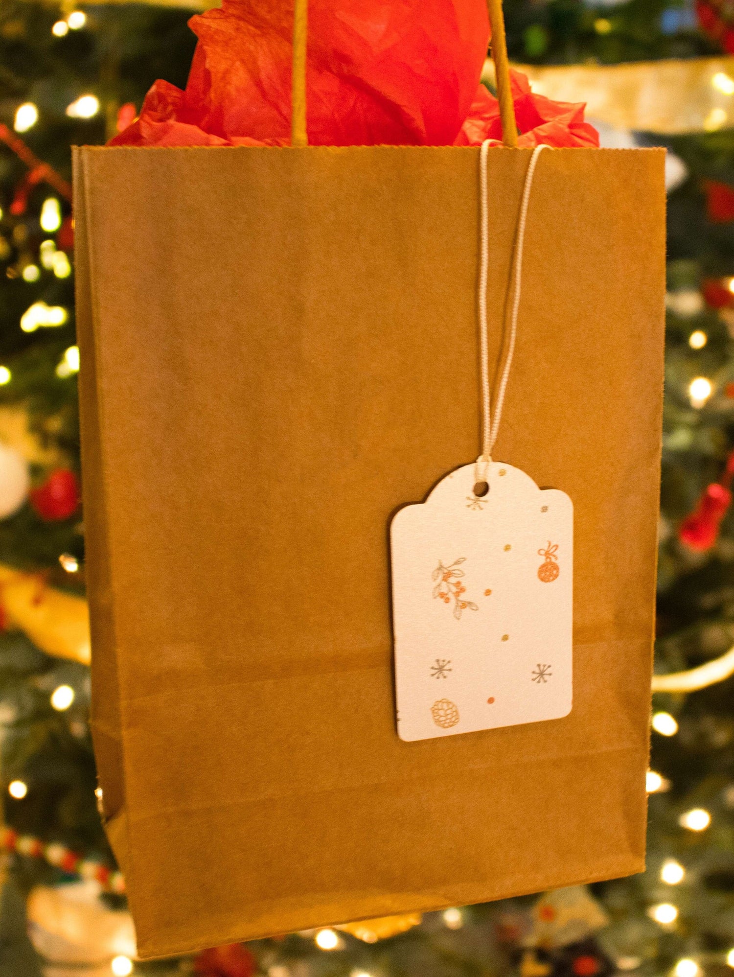 Cute Holiday Gift Tag Bundle | Handmade Minimalistic Design | Set of 10