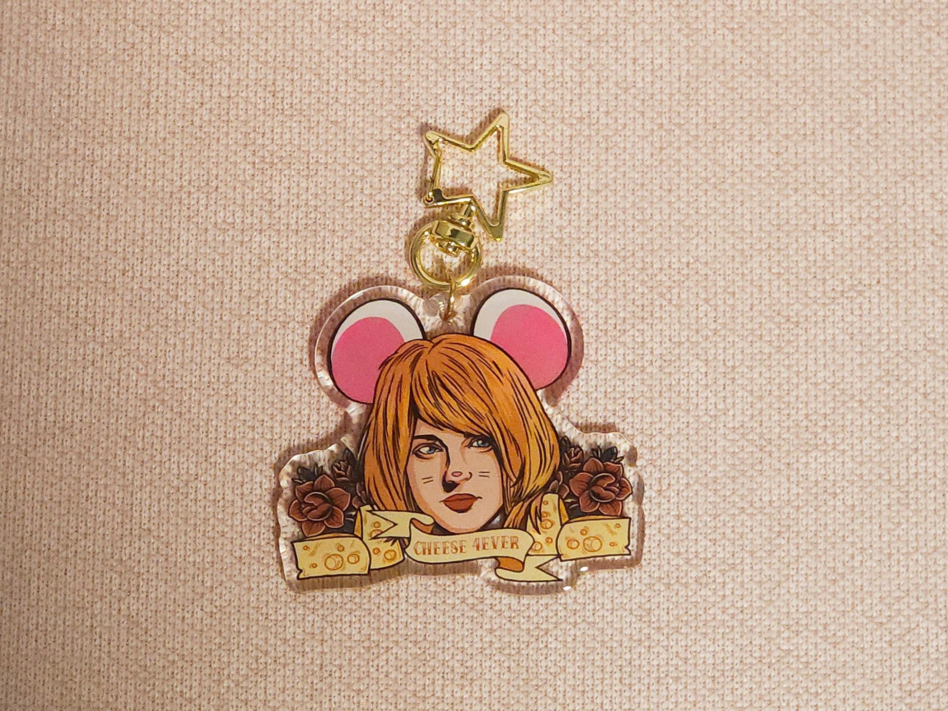 Resident Evil 4 Leon Ashley Keychain